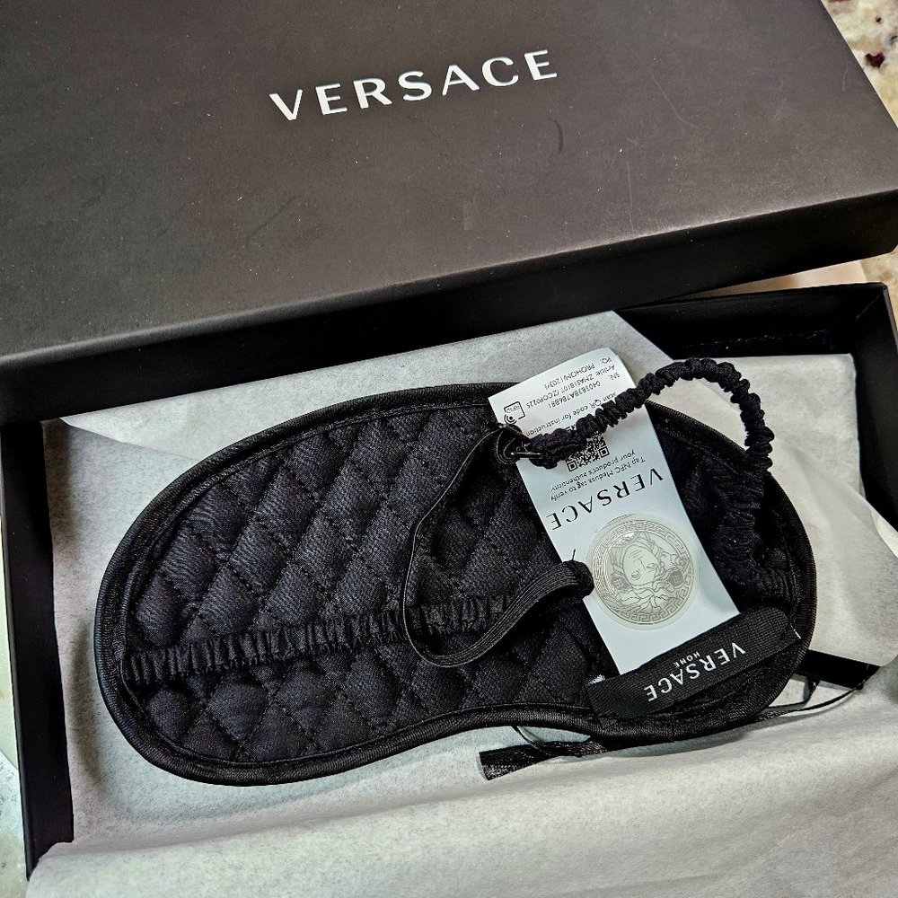 VERSACE Sleep Mask - Picture 3 of 5